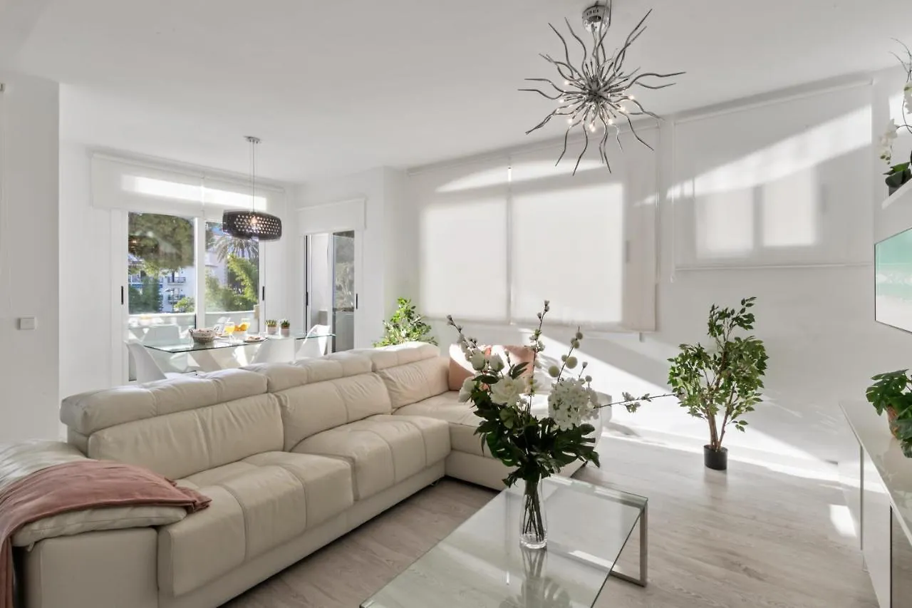 Amplio Y Luminoso Apartamento En 1 Linea Playa Marbella 0*,
