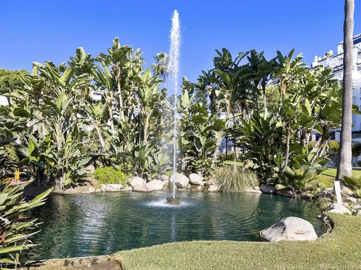 Amplio Y Luminoso Apartamento En 1 Linea Playa Marbella Appartement